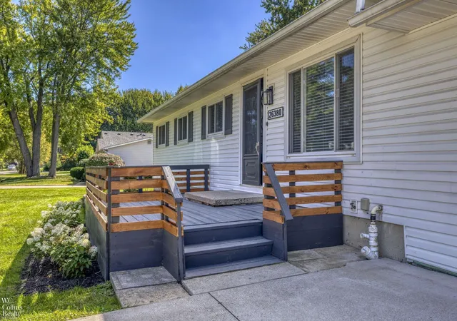 Photo 3 of Single family home for sale at 26380 Beamer St, Harrison Township, MI 48045 | MLS# 58050223380 | Listing updated on 2026-10-12
