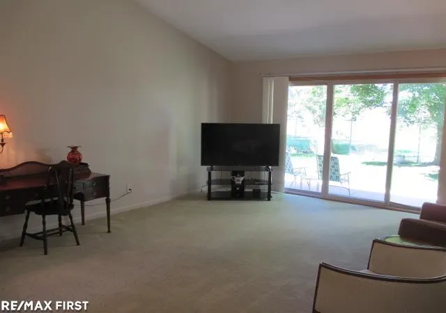 Listing Photo 3 - Condo for sale in building located at 15410 Orch Ridge Dr, Clinton Township, MI 48038