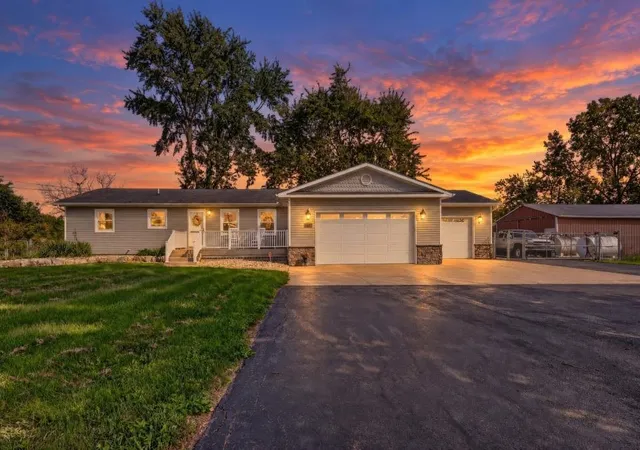 Photo 1 of Single family home for sale at 6460 N Jennings Rd, Mount Morris, MI 48458 | MLS# 5050223385 | Listing updated on 2026-10-08