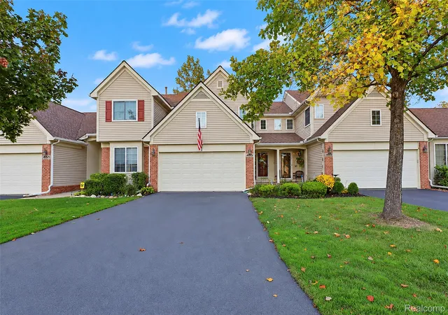 Photo 1 of Sale Pending at 453 Lilly View Ct, Howell, MI 48843 | MLS# 20261079056 | Listing updated on 2026-10-11