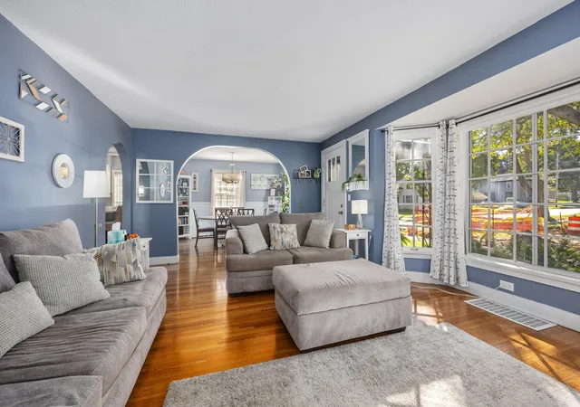 Photo 2 of Single family home for sale at 500 W Grove St, Greenville, MI 48838 | MLS# 65026052001 | Listing updated on 2026-10-21