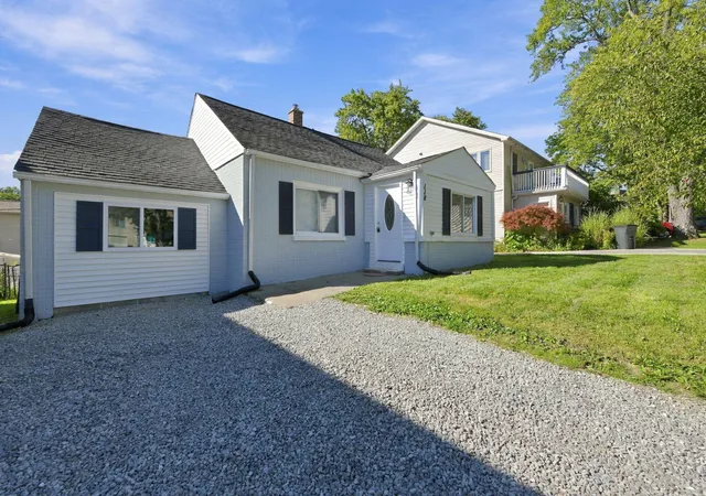 Photo 1 of Single family home for sale at 118 Dekalb St, Walled Lake, MI 48390 | MLS# 81026052005 | Listing updated on 2026-10-08