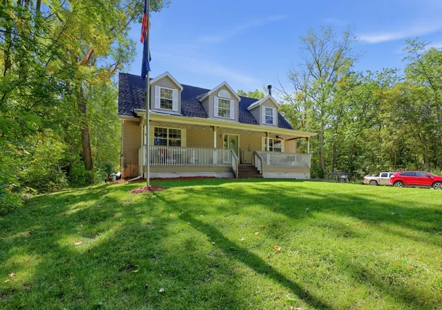Photo 3 of Single family home for sale at 45101 Dunn Rd, Belleville, MI 48111 | MLS# 81026052007 | Listing updated on 2026-10-07