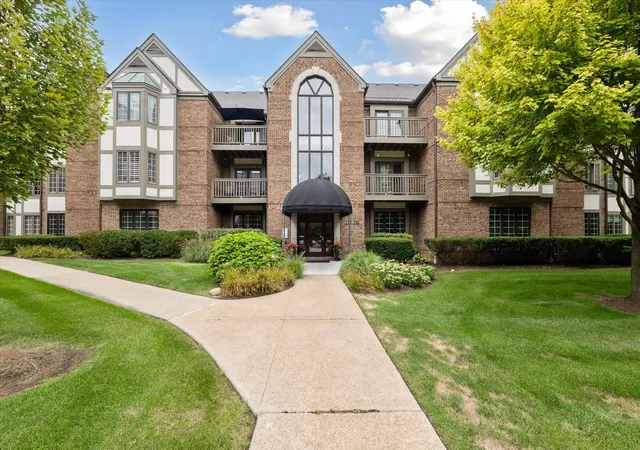 Photo 2 of Condo for sale at 797 Deer Ct, Plymouth, MI 48170 | MLS# 81026052033 | Listing updated on 2026-10-12