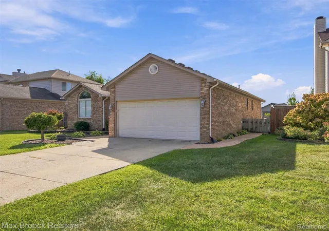 Photo 3 of Single family home for sale at 46149 Pat St, Chesterfield, MI 48051 | MLS# 20261079160 | Listing updated on 2026-10-21