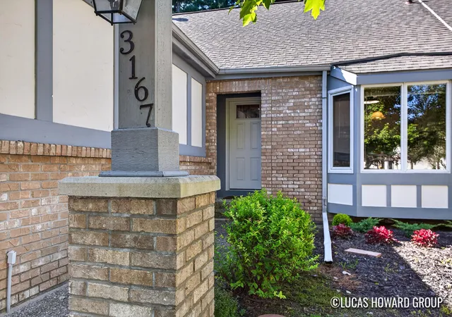Listing Photo 4 - Condo for sale in building located at 3167 Maple Villa Dr SE, Grand Rapids, MI 49508
