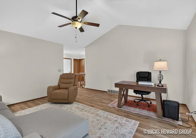 Listing Photo 5 - Condo for sale in building located at 3167 Maple Villa Dr SE, Grand Rapids, MI 49508