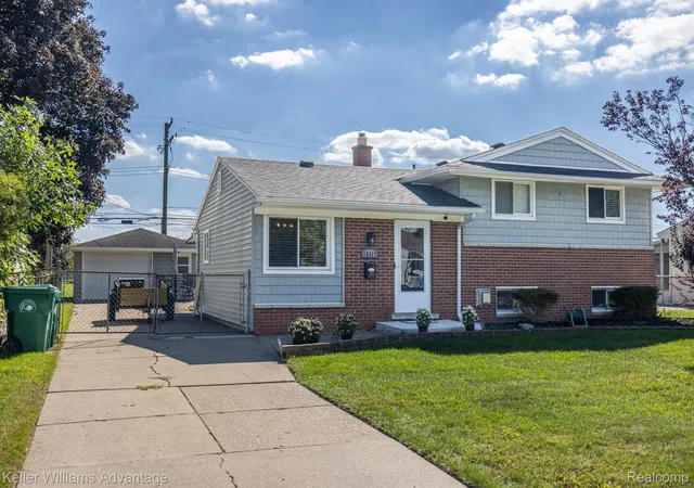 Photo 2 of Single family home for sale at 28417 Cambridge St, Garden City, MI 48135 | MLS# 20261079169 | Listing updated on 2026-10-13