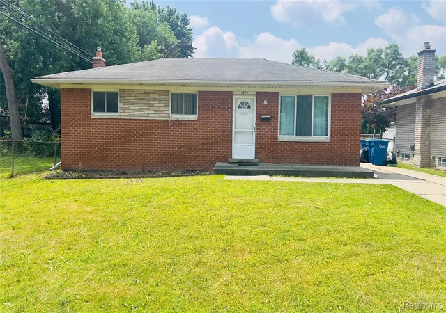 Photo 1 of Single family home for sale at 4224 Garrick Ave, Warren, MI 48091 | MLS# 20261079172 | Listing updated on 2026-10-11