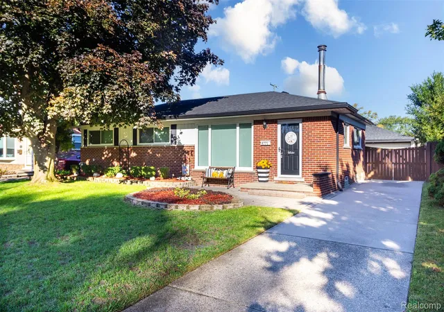 Photo 2 of Single family home for sale at 8771 Birkhill Dr, Sterling Heights, MI 48314 | MLS# 20261079171 | Listing updated on 2026-10-04