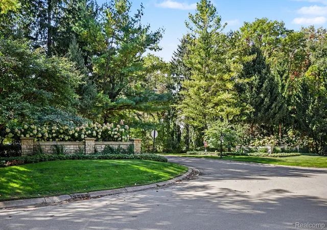 Photo 3 of Land for sale at 0 Fieldstone Ridge, Clarkston, MI 48348 | MLS# 20261079183 | Listing updated on 2026-10-21