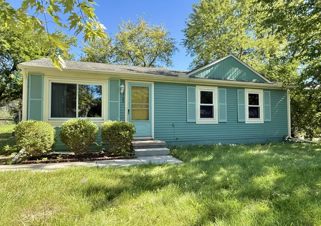 Single family home for sale at 2183 Hemlock Dr, Ann Arbor, MI 48108 | MLS# 81026052078
