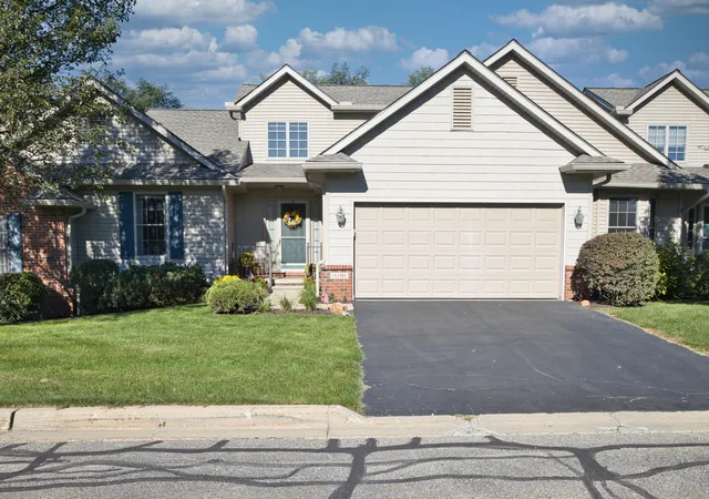 Photo 1 of Condo for sale at 6180 Northridge Hills Dr, Brighton, MI 48116 | MLS# 81026052081 | Listing updated on 2026-10-14