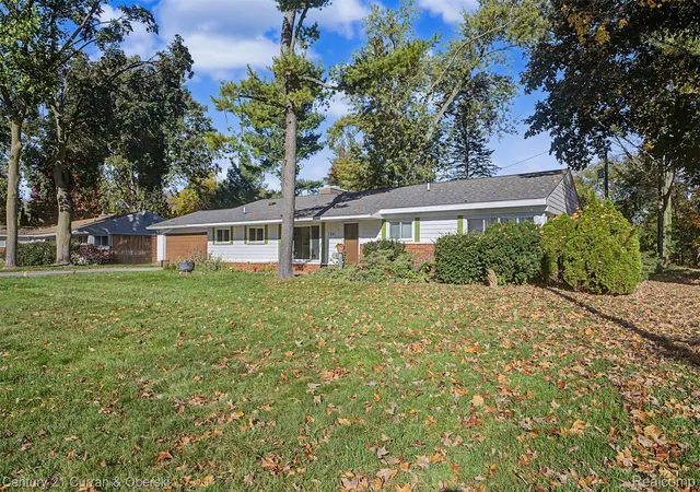 Photo 1 of Single family home for sale at 7281 Cottonwood, West Bloomfield, MI 48322 | MLS# 20261079213 | Listing updated on 2026-10-29