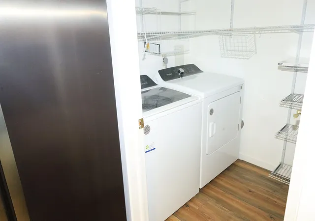 Listing Photo 5 - Condo for sale in building located at 1731 Cliff's Lndg, Ypsilanti, MI 48198