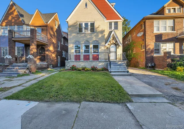 Photo 2 of Single family home for sale at 4218 Cortland St, Detroit, MI 48204 | MLS# 20261079227 | Listing updated on 2026-10-09