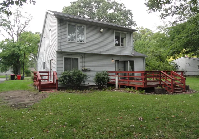 Photo 3 of Single family home for sale at 21318 Poinciana St, Southfield, MI 48033 | MLS# 81026052112 | Listing updated on 2026-10-08