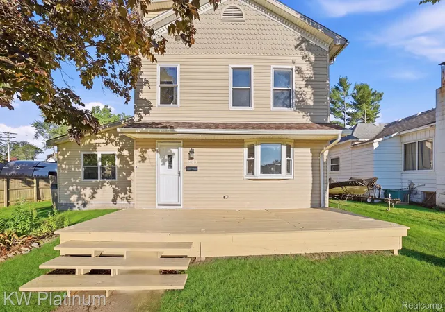 Photo 1 of Single family home for sale at 1309 Saint Clair Blvd, Algonac, MI 48001 | MLS# 20261079257 | Listing updated on 2026-10-19