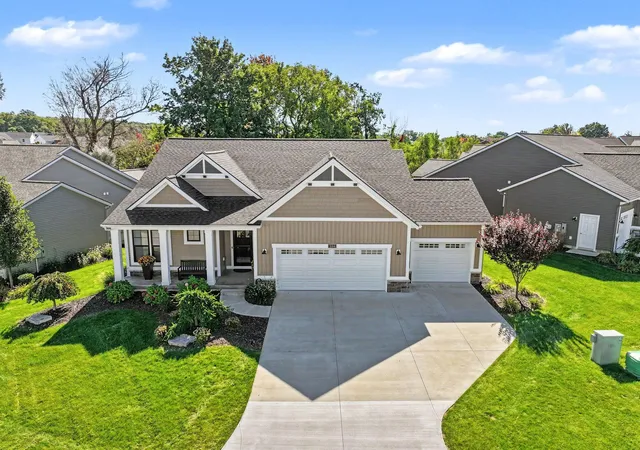 Listing Photo 4 - Condo for sale in building located at 3104 Brayridge Dr, Jenison, MI 49428 - Unit #7