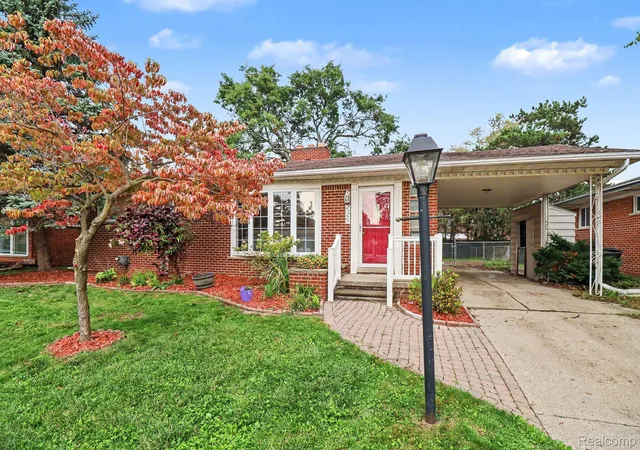 Photo 1 of Single family home for sale at 23207 Norcrest Dr, Saint Clair Shores, MI 48080 | MLS# 20261079260 | Listing updated on 2026-10-10