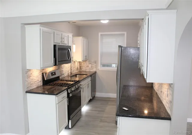 Photo 3 of Single family home for sale at 16201 Lilac St, Detroit, MI 48221 | MLS# 20261079262 | Listing updated on 2026-10-15