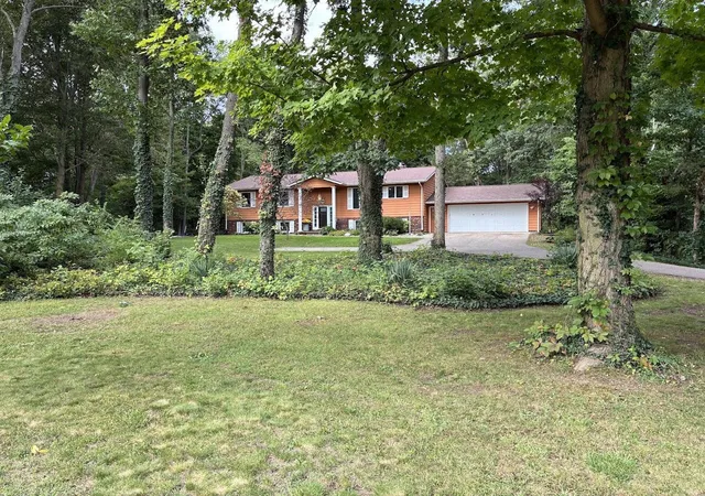 Photo 1 of Single family home for sale at 9511 E Mill Ave, Galesburg, MI 49053 | MLS# 65026052136 | Listing updated on 2026-10-21