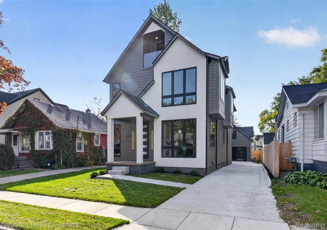 Photo 2 of Single family home for sale at 1292 Holland St, Birmingham, MI 48009 | MLS# 20261079284 | Listing updated on 2026-10-12