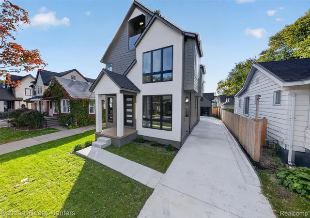 Photo 3 of Single family home for sale at 1292 Holland St, Birmingham, MI 48009 | MLS# 20261079284 | Listing updated on 2026-10-12
