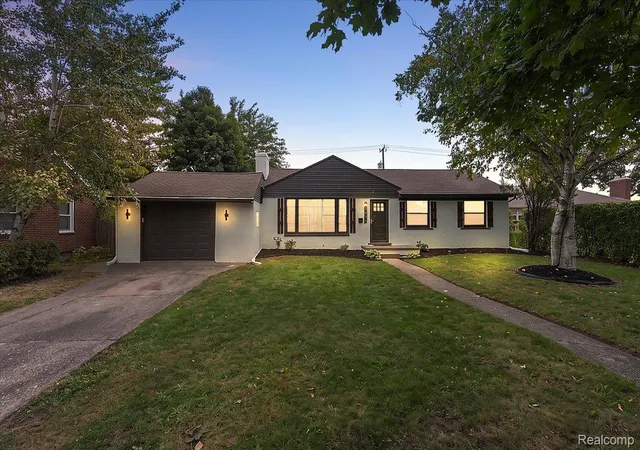 Photo 2 of Single family home for sale at 3830 Ravena Ave, Royal Oak, MI 48073 | MLS# 20261079293 | Listing updated on 2026-10-10