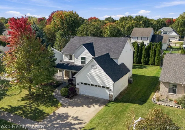 Photo 3 of Single family home for sale at 73927 Madison St, Armada, MI 48005 | MLS# 20261079316 | Listing updated on 2026-10-11