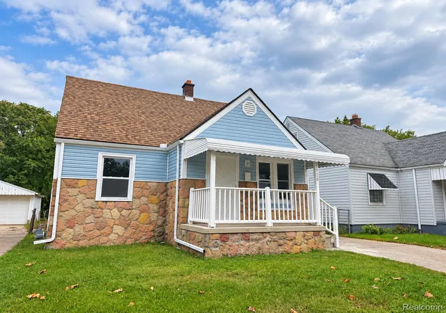 Photo 2 of Single family home for sale at 1920 S Ethel St, Detroit, MI 48217 | MLS# 20261079319 | Listing updated on 2026-10-11