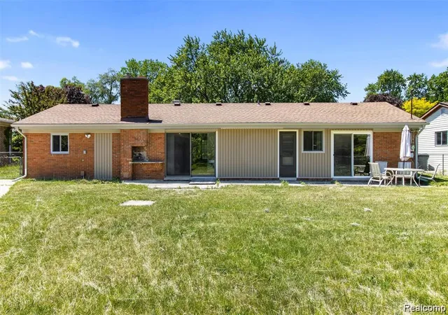 Photo 3 of Single family home for sale at 51056 Fairlane Dr, Shelby Township, MI 48316 | MLS# 20261079324 | Listing updated on 2026-10-10