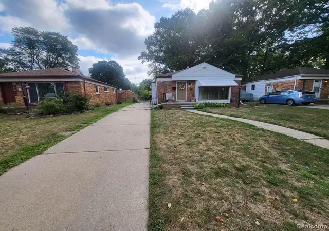 Photo 38 of Single family home for sale at 21350 Kipling St, Oak Park, MI 48237 | MLS# 20261079330 | Listing updated on 2026-10-18