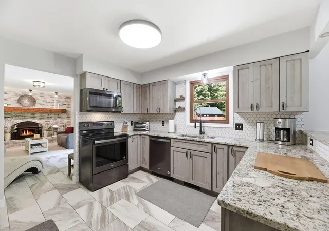 Photo 3 of Single family home for sale at 257 Spring Rd, Baroda, MI 49101 | MLS# 69026052171 | Listing updated on 2026-10-15