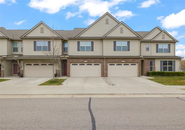 Photo 2 of Condo for sale at 23116 Clarewood St, Macomb, MI 48042 | MLS# 20261079359 | Listing updated on 2026-10-10