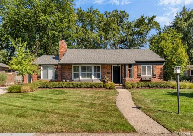 Photo 1 of Single family home for sale at 17234 Birwood Ave, Beverly Hills, MI 48025 | MLS# 20261079394 | Listing updated on 2026-10-18