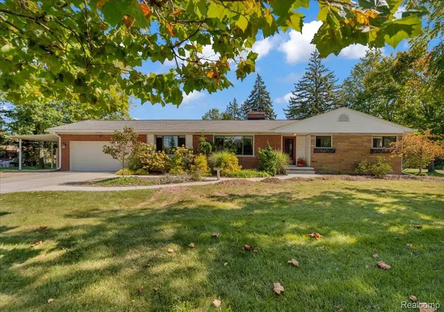 Photo 2 of Single family home for sale at 26215 Allen Rd, Woodhaven, MI 48183 | MLS# 20261079416 | Listing updated on 2026-10-07