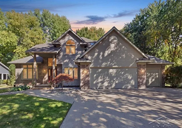 Photo 1 of Sale Pending at 6026 Londonberrie Ct, Midland, MI 48640 | MLS# 61050223522 | Listing updated on 2026-10-15