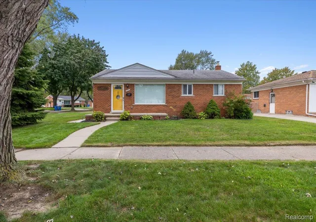 Photo 1 of Sale Pending at 4892 Westlake St, Dearborn Heights, MI 48125 | MLS# 20261079434 | Listing updated on 2026-10-18