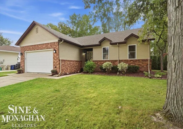 Photo 1 of Sale Pending at 1851 Drawbridge Ct, Marysville, MI 48040 | MLS# 58050223529 | Listing updated on 2026-10-08