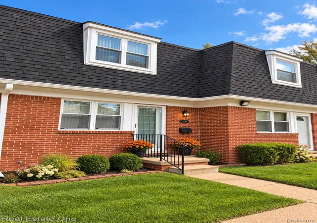 Photo 2 of Condo for sale at 45186 Kensington St, Utica, MI 48317 | MLS# 20261079445 | Listing updated on 2026-10-11