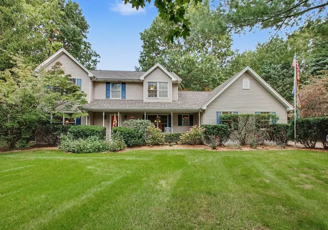 Single family home for sale at 9737 Firefly Ave, Galesburg, MI 49053 | MLS# 66026052267