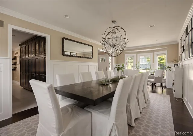 Photo 3 of Single family home for sale at 2263 Chippenham, Rochester Hills, MI 48306 | MLS# 20261079458 | Listing updated on 2026-10-13