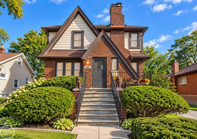 Photo 1 of Single family home for sale at 22905 Violet St, Saint Clair Shores, MI 48082 | MLS# 58050223533 | Listing updated on 2026-10-29