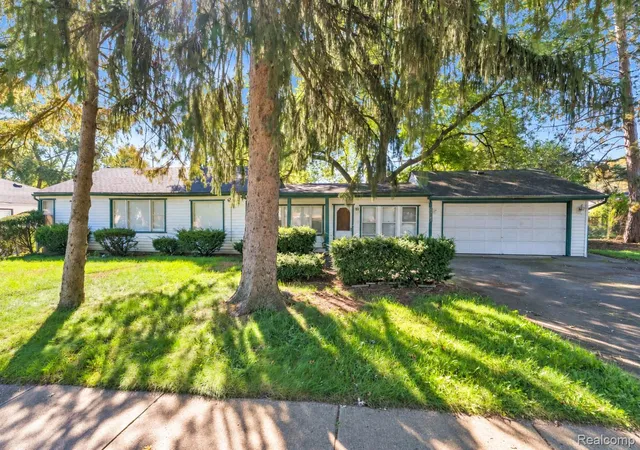 Photo 1 of Single family home for sale at 23423 Annapolis St, Dearborn Heights, MI 48125 | MLS# 20261079478 | Listing updated on 2026-10-19