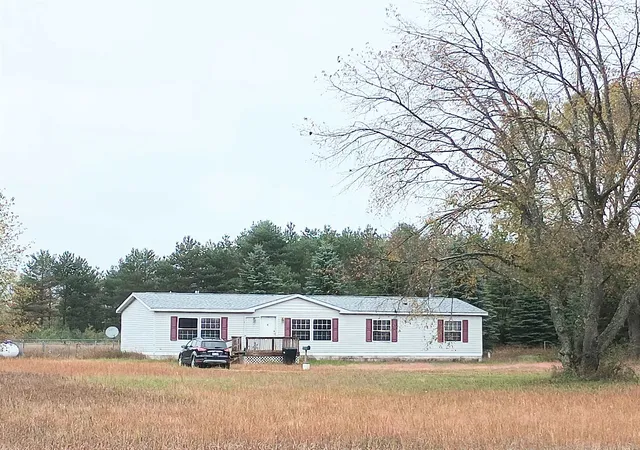 Single family home for sale at 17538 Ridgeway Dr, Thompsonville, MI 49683 | MLS# 78080074109