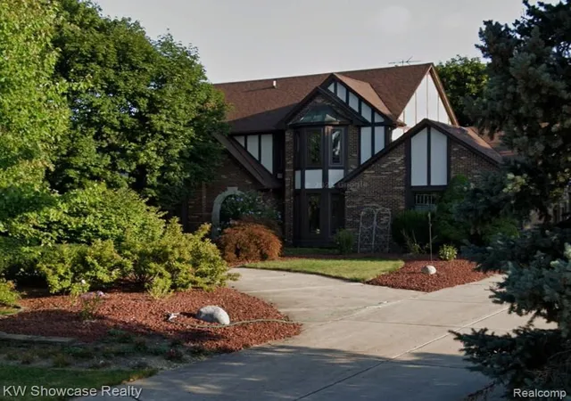 Photo 1 of Sale Pending at 37840 Bradley Dr, Farmington Hills, MI 48335 | MLS# 20261079502 | Listing updated on 2026-10-09