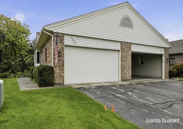 Photo 1 of Sale Pending at 1082 Amberwood W Dr Sw #130, Byron Center, MI 49315 | MLS# 65026052316 | Listing updated on 2026-10-09