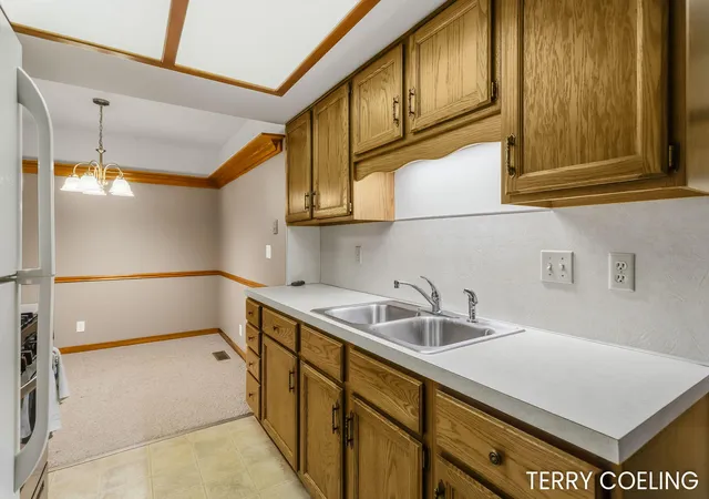 Photo 3 of Condo for sale at 52 Old Ml Dr #5, Holland, MI 49423 | MLS# 71026052338 | Listing updated on 2026-10-21