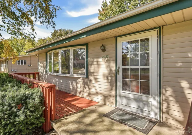 Photo 3 of Single family home for sale at 2222 Plainview Dr, Saginaw, MI 48603 | MLS# 61050223566 | Listing updated on 2026-10-11